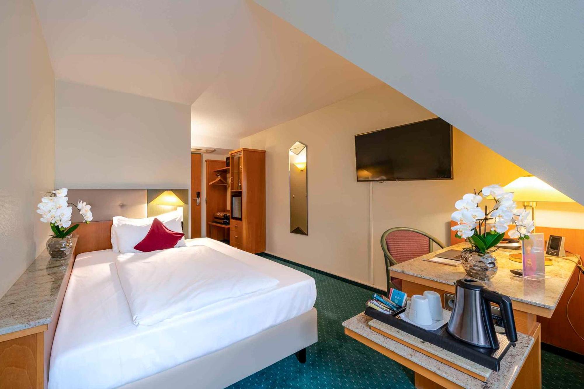 Plaza Inn Blankenburg Ditzingen, Sure Hotel Collection المظهر الخارجي الصورة